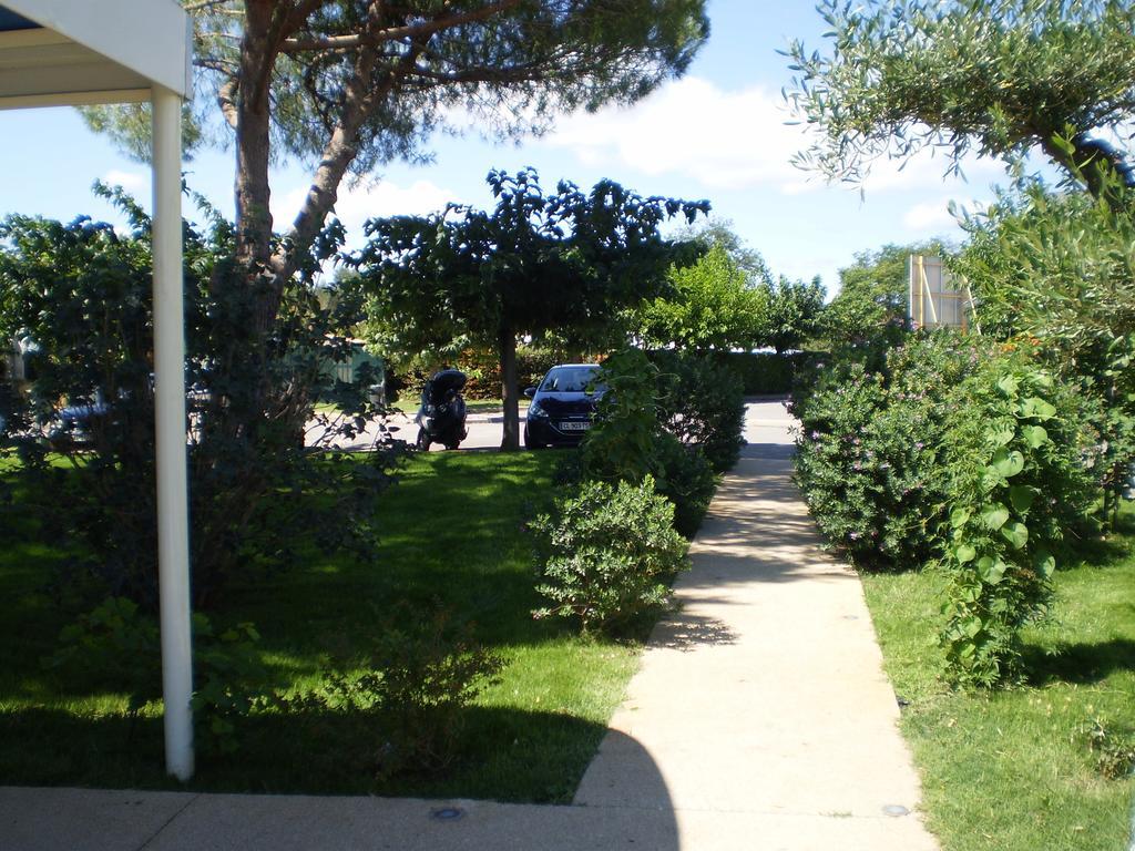 Kyriad Montpellier Aeroport - Parc Expo Mauguio Ngoại thất bức ảnh